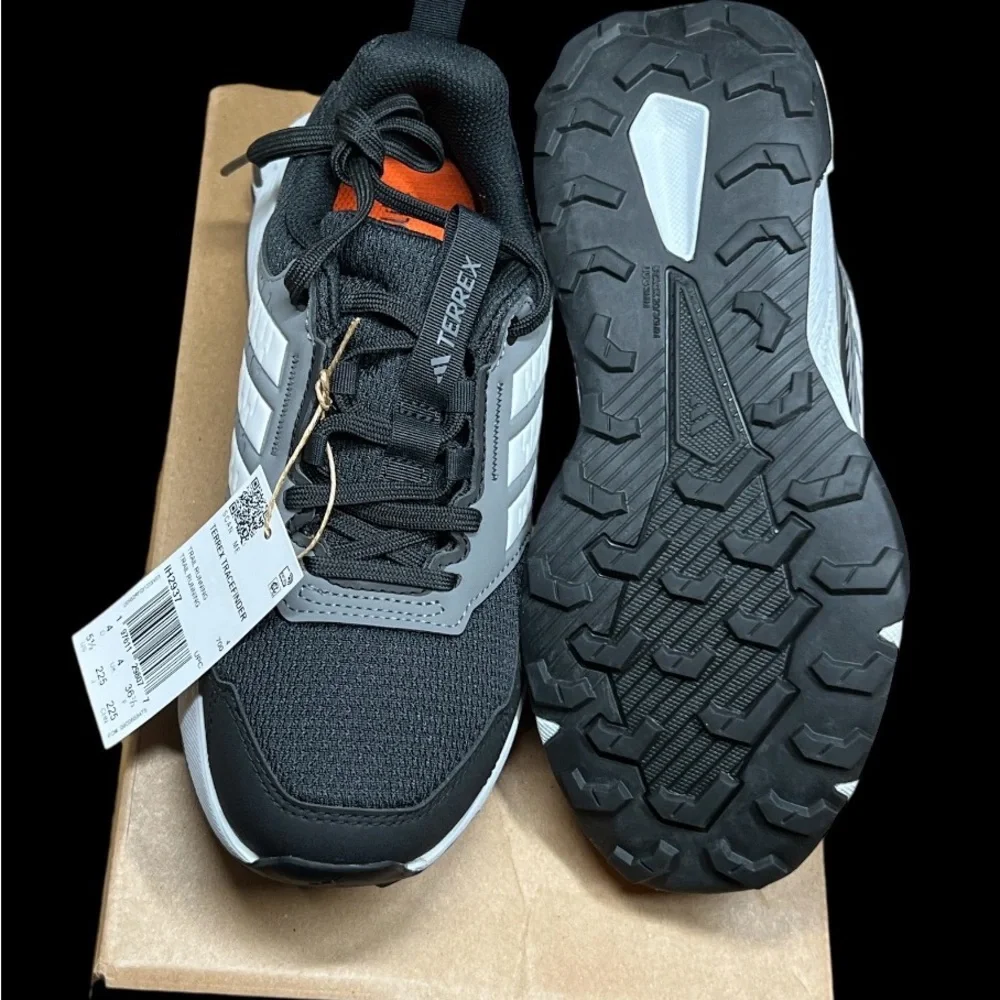 Size 5.5 - Adidas Tracefinder‎ Trail Black Dash Grey W